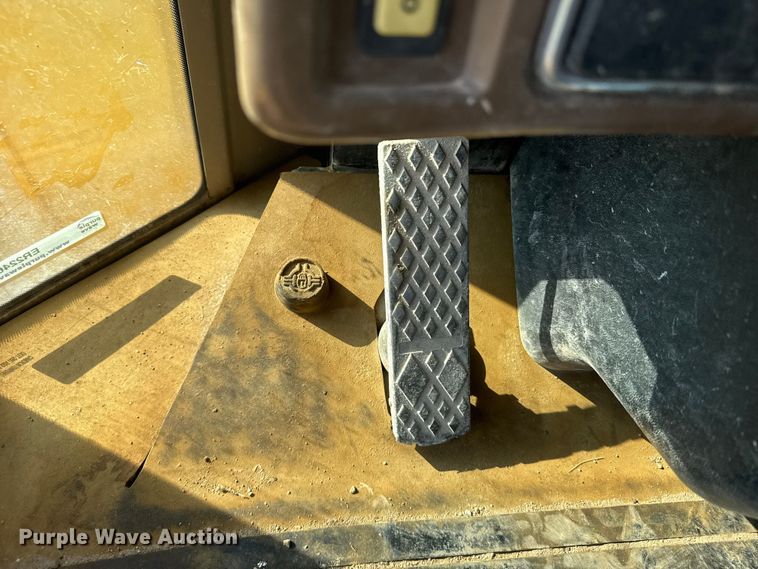 image for item ER2246 2001 John Deere 544H wheel loader