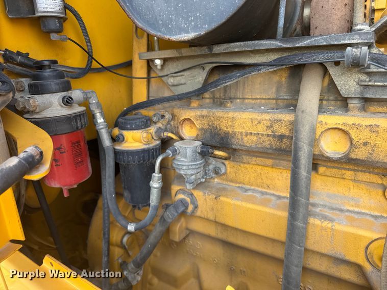 image for item ER2246 2001 John Deere 544H wheel loader