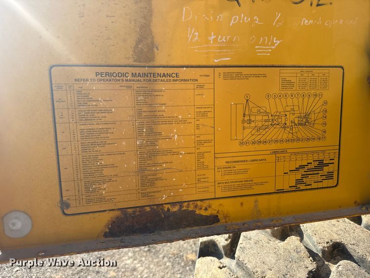 image for item ER2246 2001 John Deere 544H wheel loader