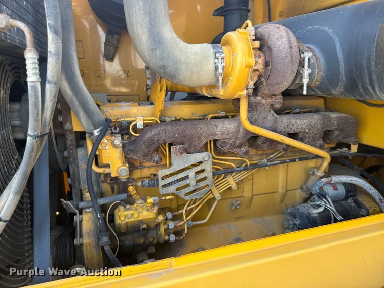 image for item ER2246 2001 John Deere 544H wheel loader