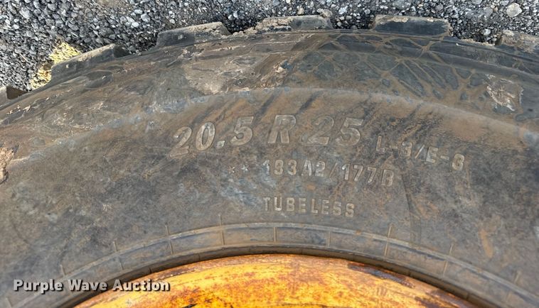 image for item ER2246 2001 John Deere 544H wheel loader