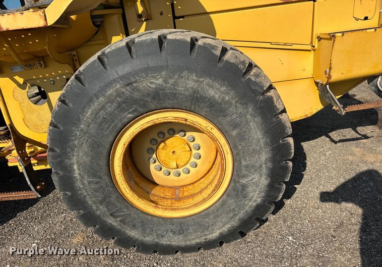 image for item ER2246 2001 John Deere 544H wheel loader