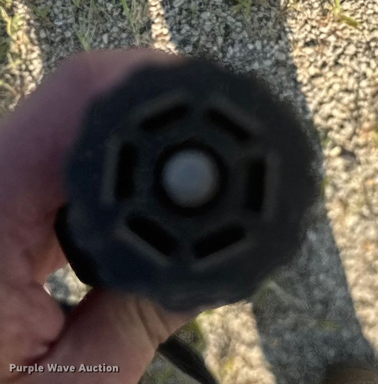 image for item ER2247 1997 Hillsboro equipment trailer