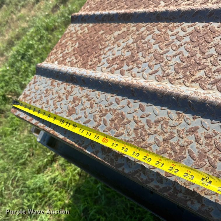 image for item ER2247 1997 Hillsboro equipment trailer