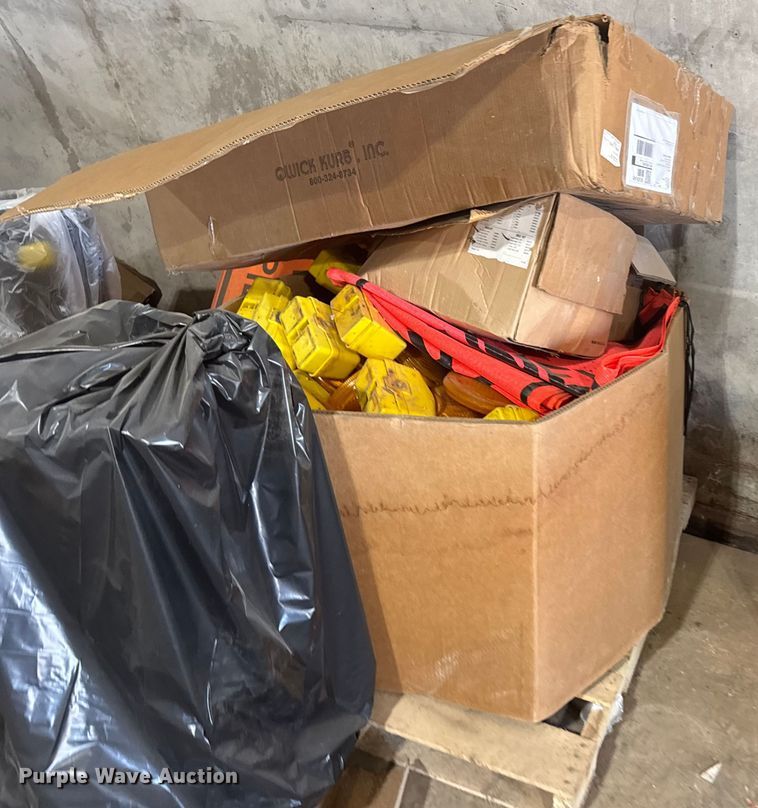 image for item ER2249 Road safety equipment