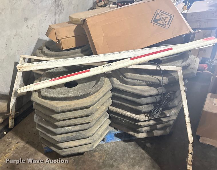 image for item ER2249 Road safety equipment