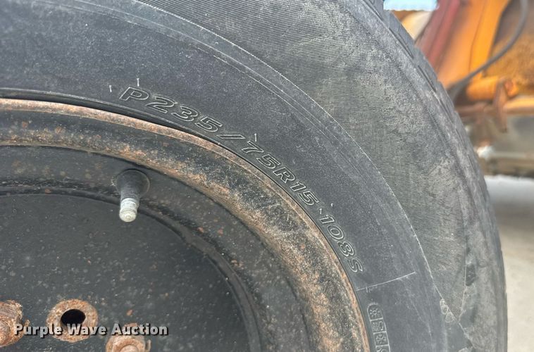 image for item ER2252 1998 Rosco RB-48 broom