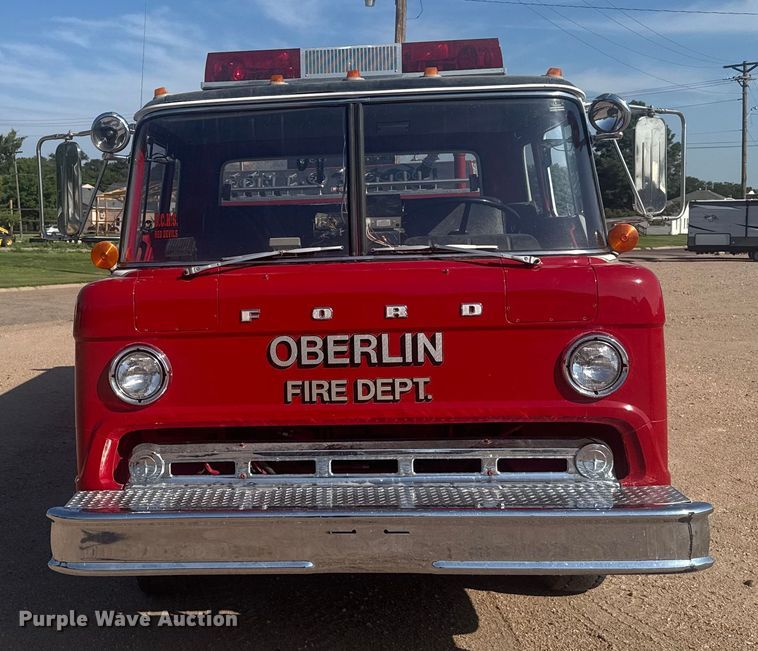 image for item ER2253 1979 Ford F900 pumper fire truck