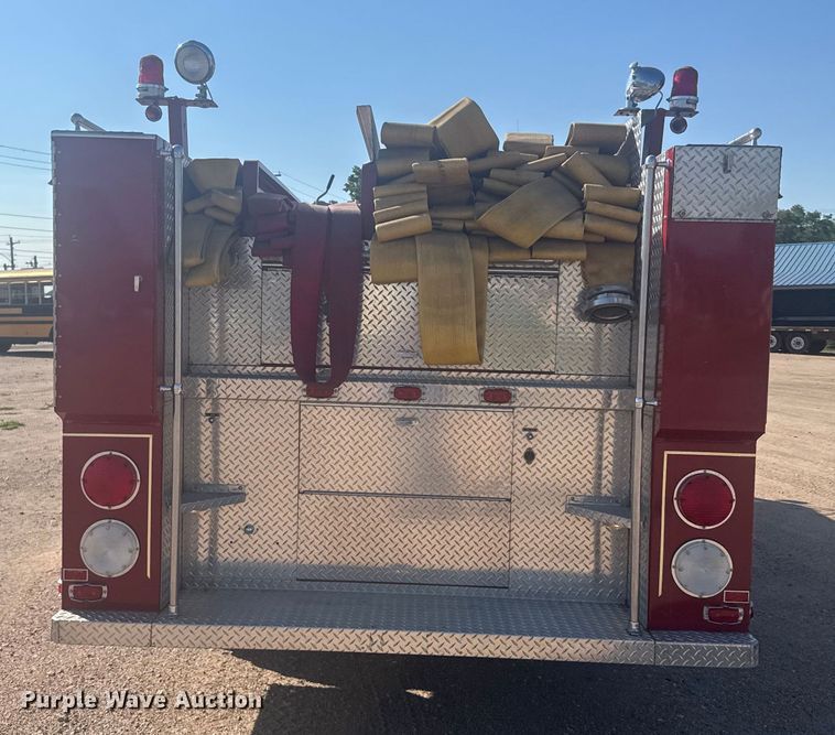 image for item ER2253 1979 Ford F900 pumper fire truck