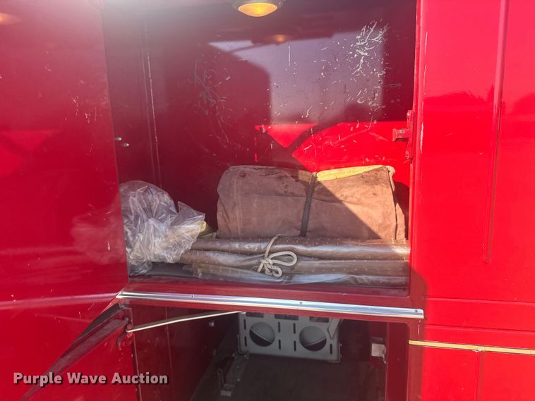 image for item ER2253 1979 Ford F900 pumper fire truck