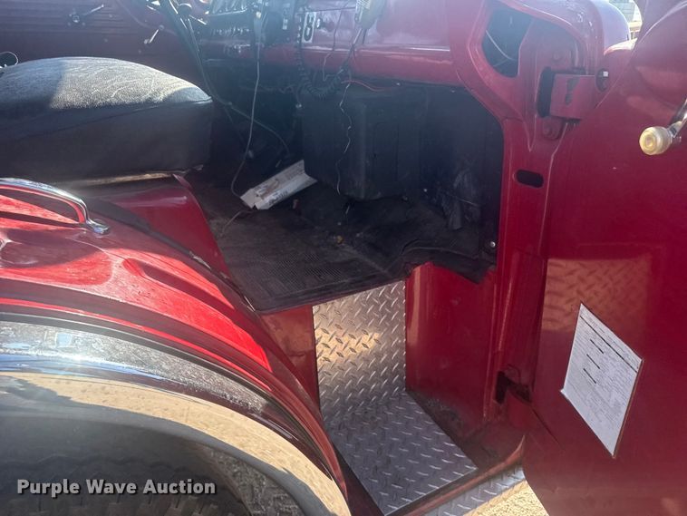 image for item ER2253 1979 Ford F900 pumper fire truck