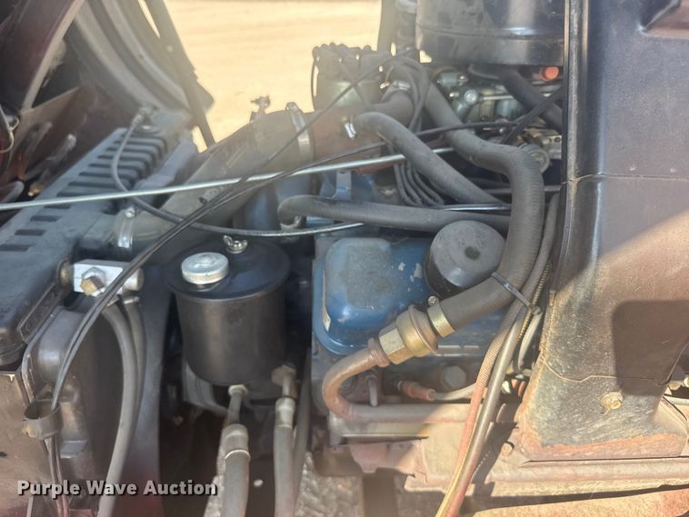 image for item ER2253 1979 Ford F900 pumper fire truck