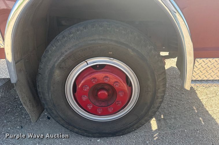 image for item ER2253 1979 Ford F900 pumper fire truck