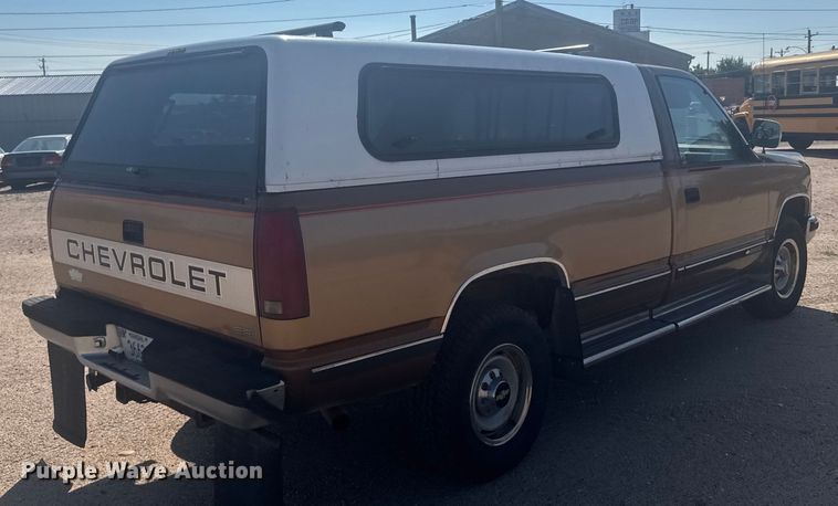 image for item ER2254 1989 Chevrolet C2500 pickup truck