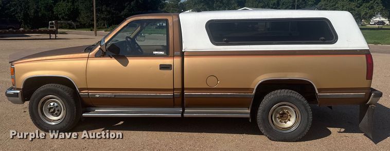 image for item ER2254 1989 Chevrolet C2500 pickup truck