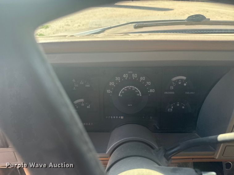 image for item ER2254 1989 Chevrolet C2500 pickup truck