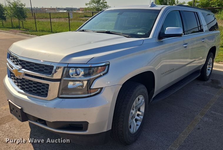 image for item ER5434 2017 Chevrolet Suburban SUV