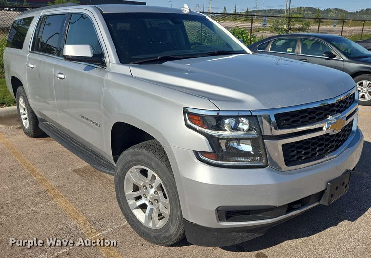 image for item ER5434 2017 Chevrolet Suburban SUV