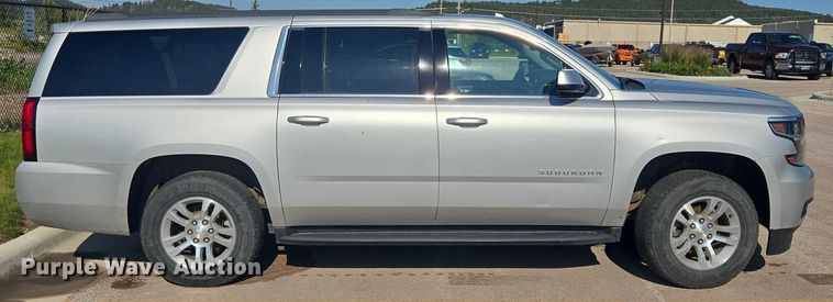 image for item ER5434 2017 Chevrolet Suburban SUV