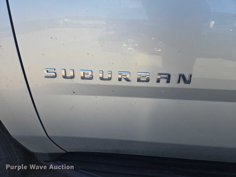 image for item ER5434 2017 Chevrolet Suburban SUV