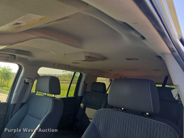 image for item ER5434 2017 Chevrolet Suburban SUV