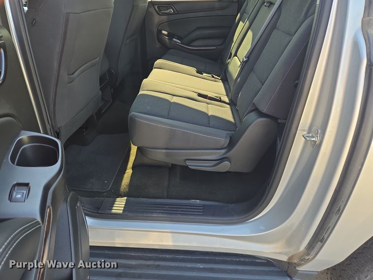 image for item ER5434 2017 Chevrolet Suburban SUV
