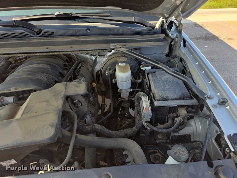 image for item ER5434 2017 Chevrolet Suburban SUV