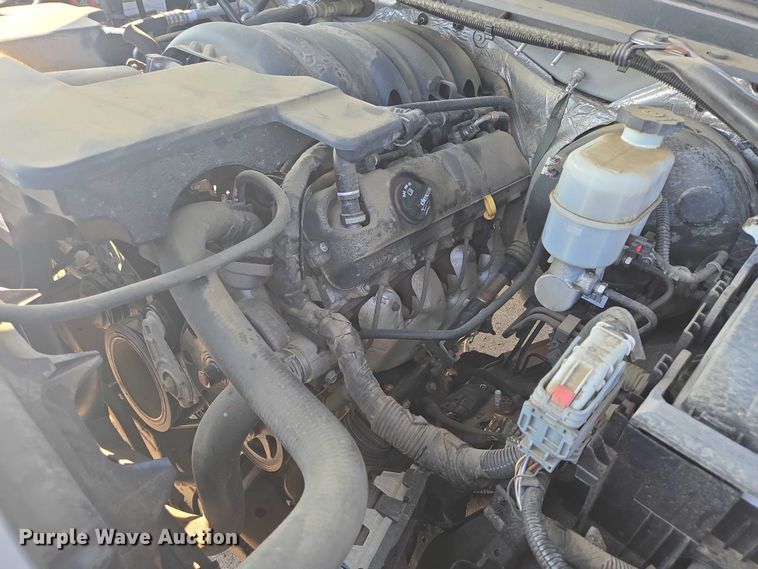 image for item ER5434 2017 Chevrolet Suburban SUV