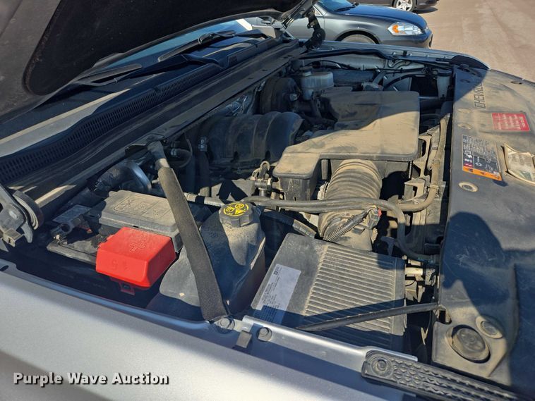 image for item ER5434 2017 Chevrolet Suburban SUV