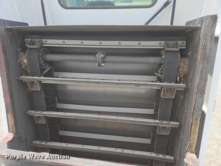 image for item ER5453 2004 Johnston MX450 street sweeper