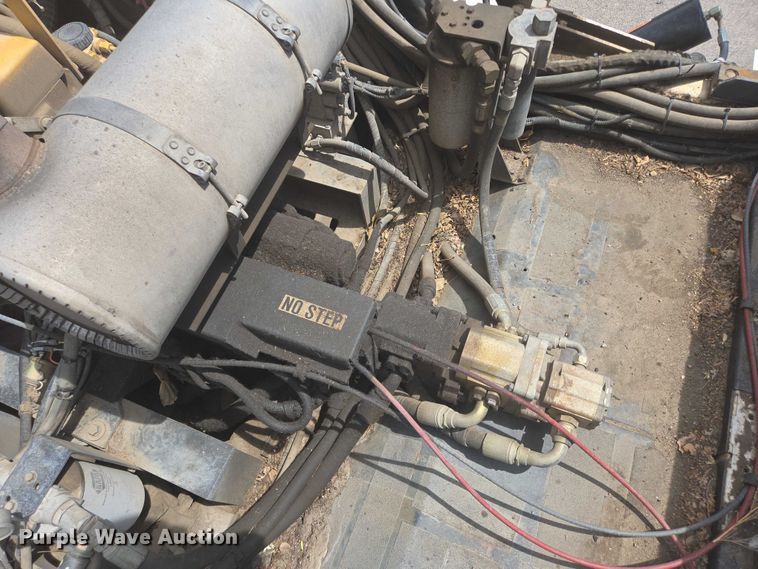 image for item ER5453 2004 Johnston MX450 street sweeper