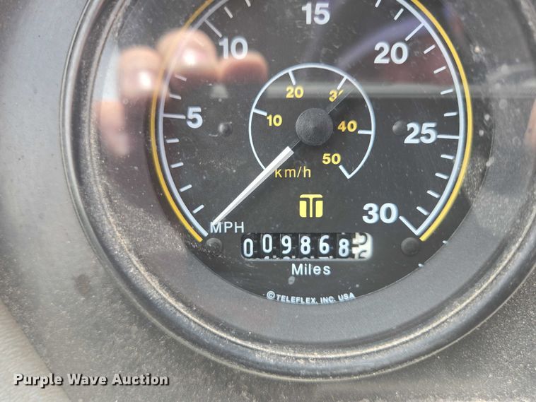 image for item ER5453 2004 Johnston MX450 street sweeper