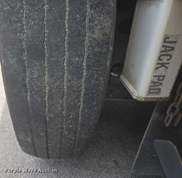 image for item ER5453 2004 Johnston MX450 street sweeper