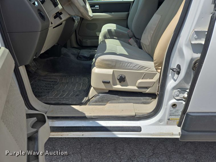 image for item ER5454 2012 Ford Expedition SUV