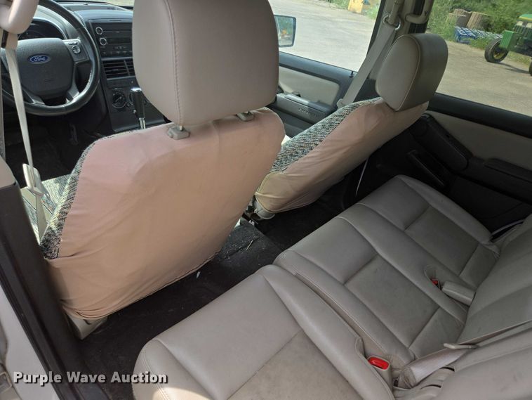 image for item ER5457 2008 Ford Explorer SUV