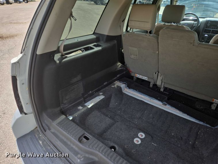 image for item ER5457 2008 Ford Explorer SUV