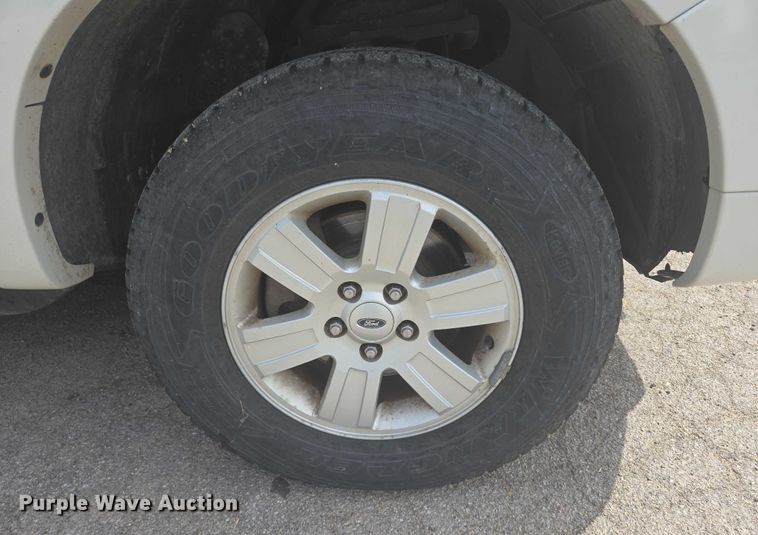 image for item ER5457 2008 Ford Explorer SUV