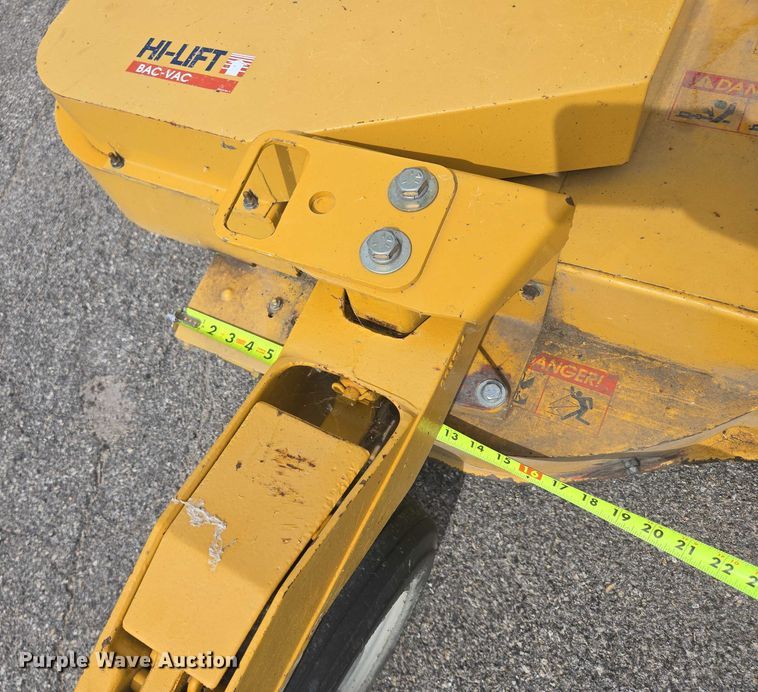 image for item ER5459 2005 Hustler 4600 ZTR lawn mower