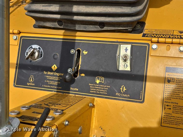 image for item ER5459 2005 Hustler 4600 ZTR lawn mower