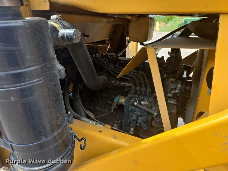 image for item ER5459 2005 Hustler 4600 ZTR lawn mower