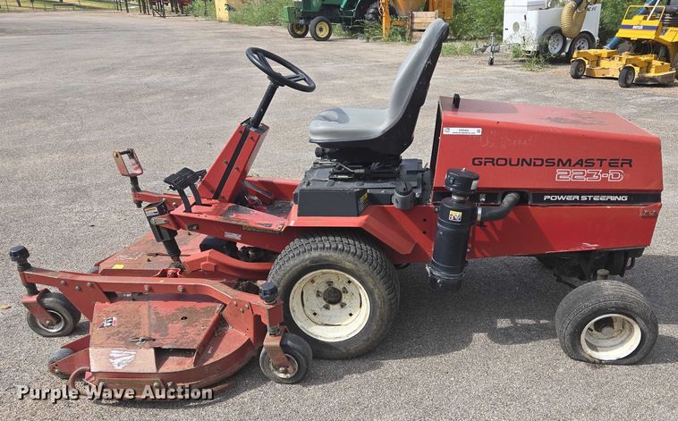 image for item ER5460 Toro Groundmaster 223-D lawn mower