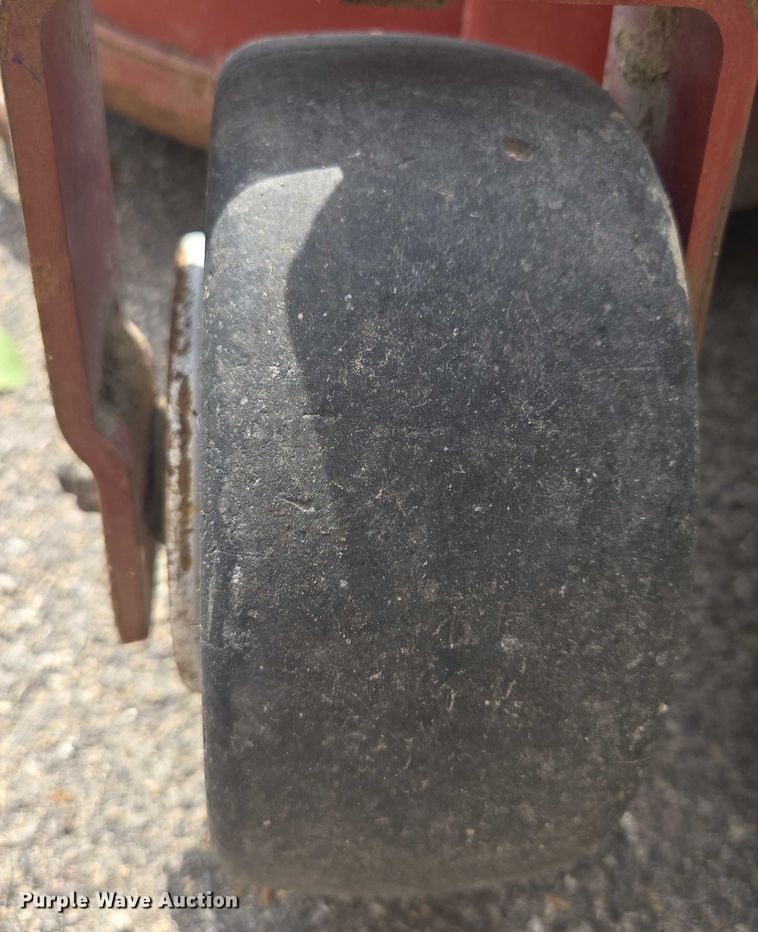 image for item ER5460 Toro Groundmaster 223-D lawn mower