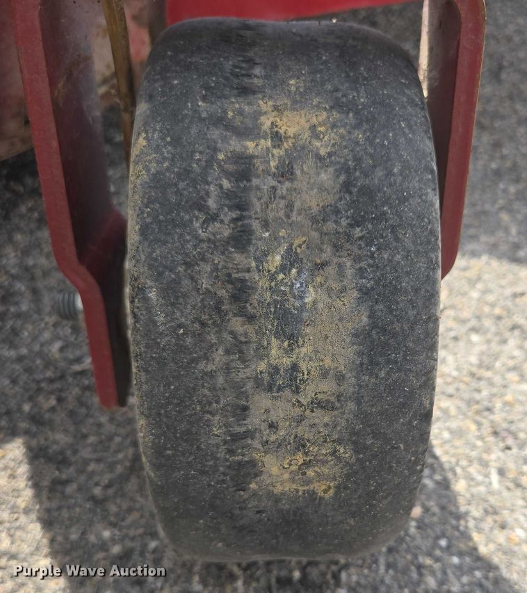 image for item ER5460 Toro Groundmaster 223-D lawn mower