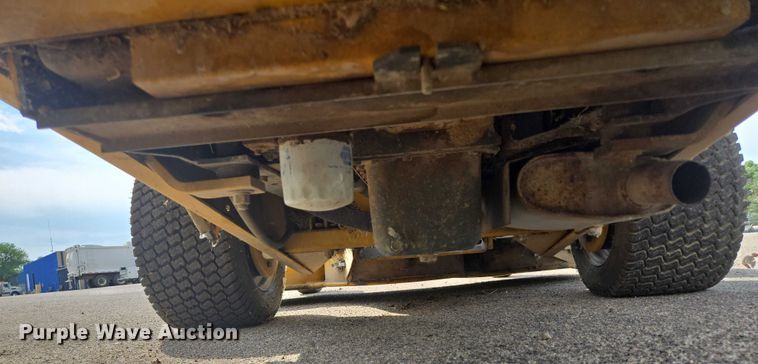 image for item ER5461 2005 Hustler 4600 ZTR lawn mower