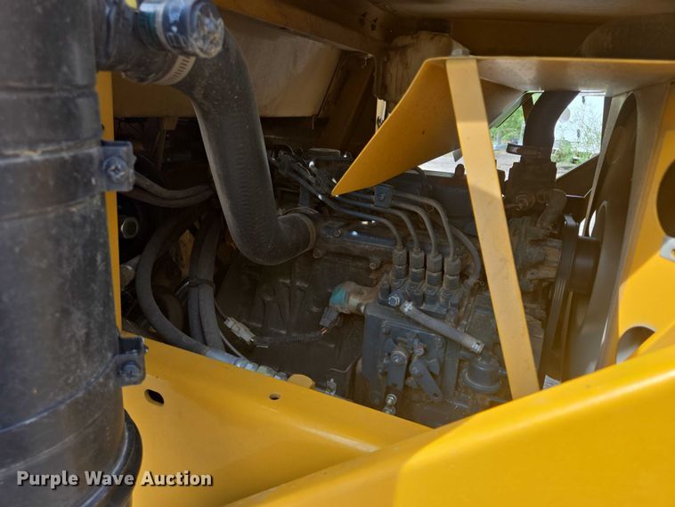 image for item ER5461 2005 Hustler 4600 ZTR lawn mower