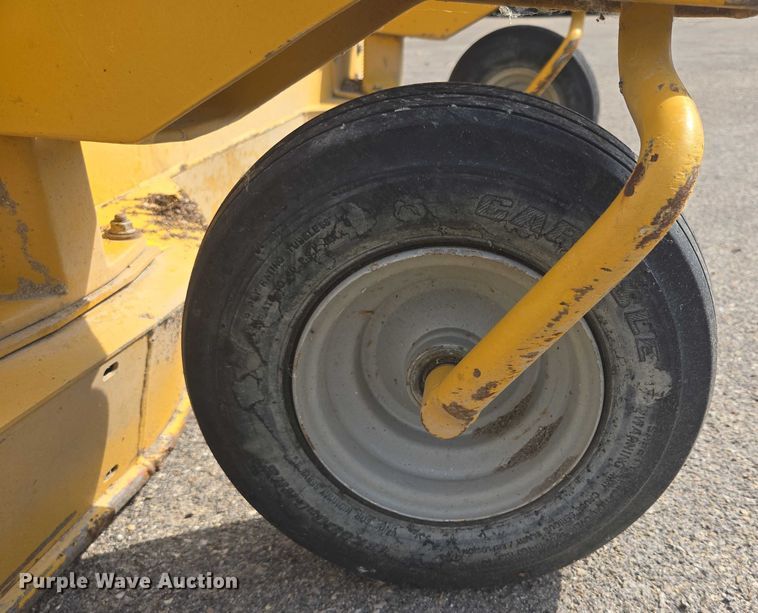 image for item ER5461 2005 Hustler 4600 ZTR lawn mower