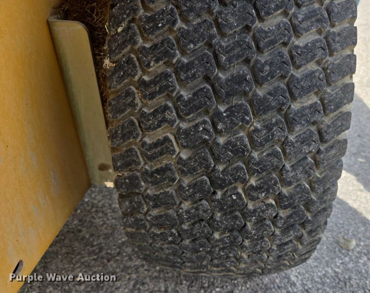 image for item ER5461 2005 Hustler 4600 ZTR lawn mower