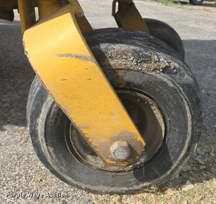 image for item ER5461 2005 Hustler 4600 ZTR lawn mower