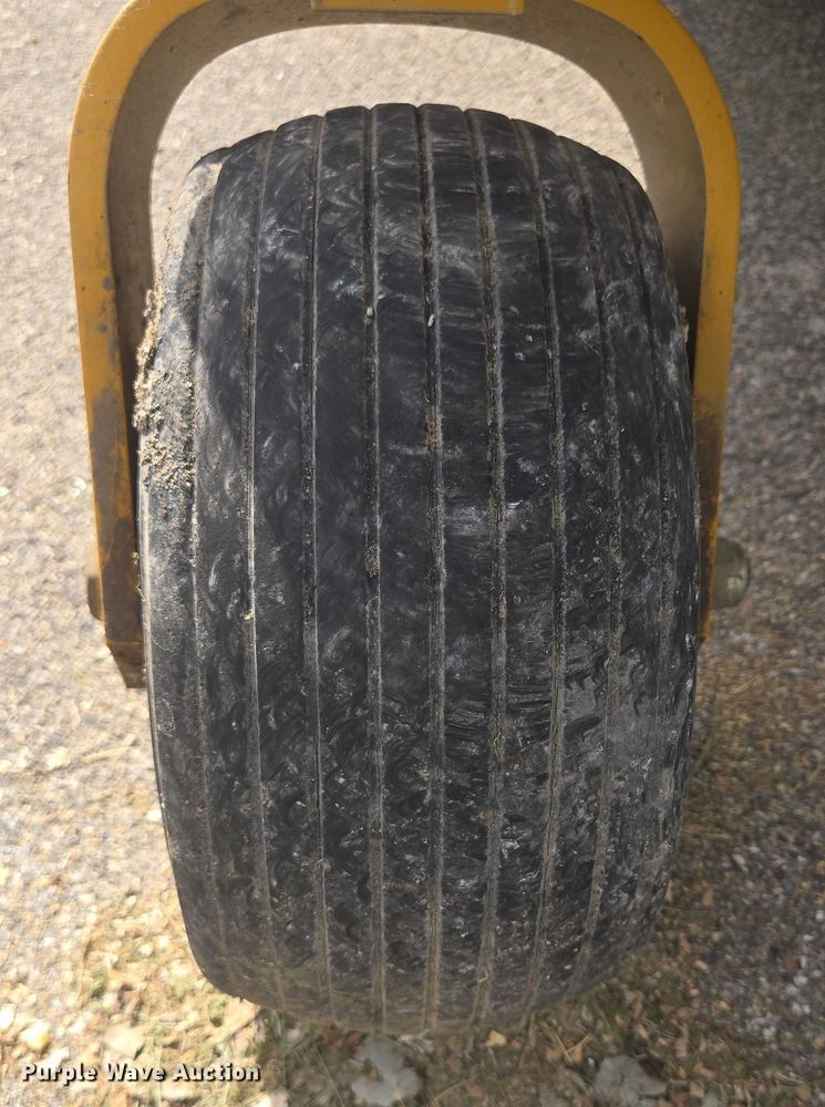 image for item ER5461 2005 Hustler 4600 ZTR lawn mower