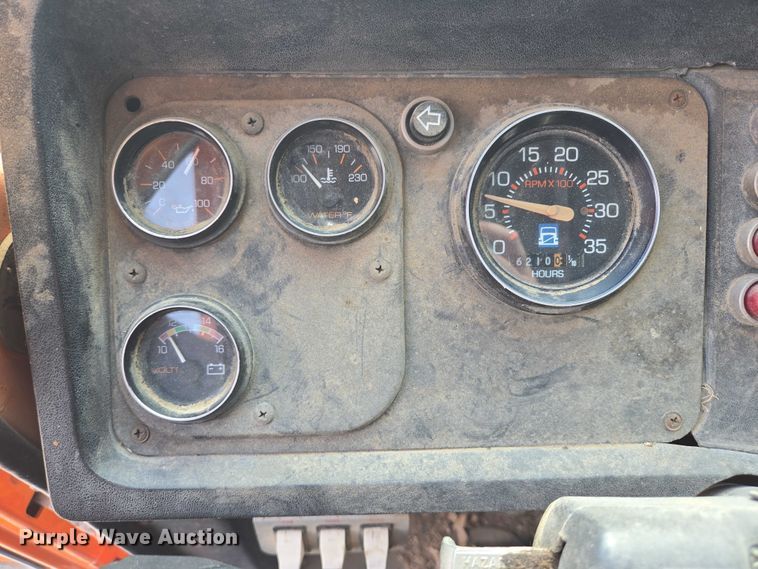 image for item ER5462 1990 White GMC Xpeditor  refuse truck